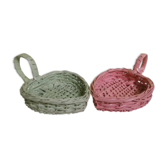 Small heart baskets