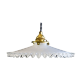 Suspension in white opaline crenellated edges with new cable and new brass socket