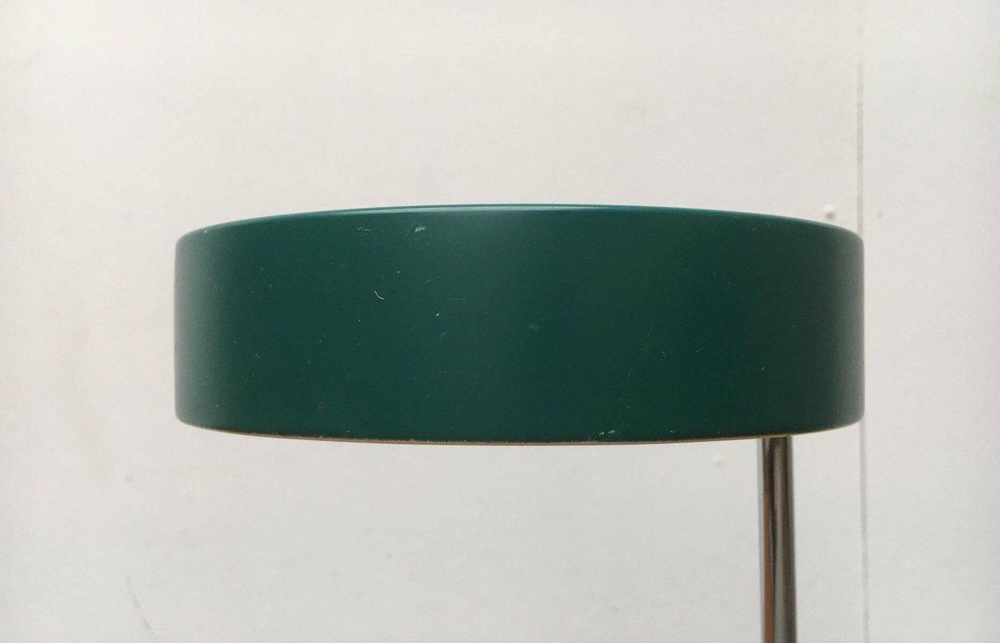 Lampe de table allemande 6890 de milieu de siècle de Kaiser Idell / Kaiser Leuchten