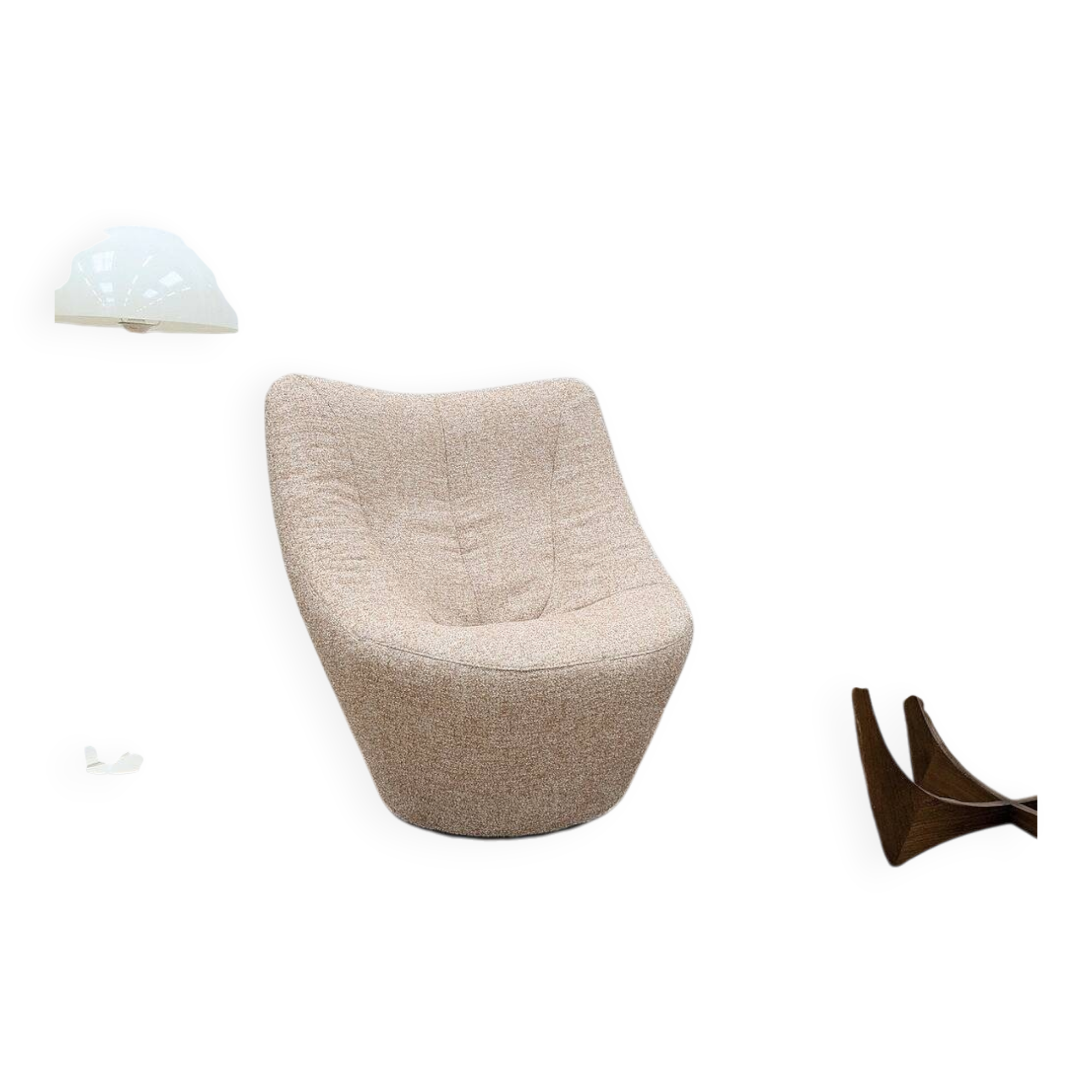 Anda armchair by Pierre Paulin published by Ligne Roset