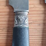 Set of 6 knives in bakelite and forged steel