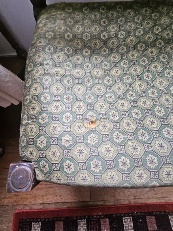 Chaise d'angle, de coin vintage en bois tourné