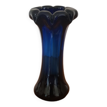 Vintage blue soliflore