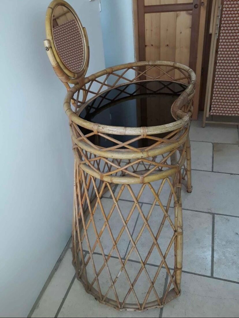 Coiffeuse en rotin vintage année 60