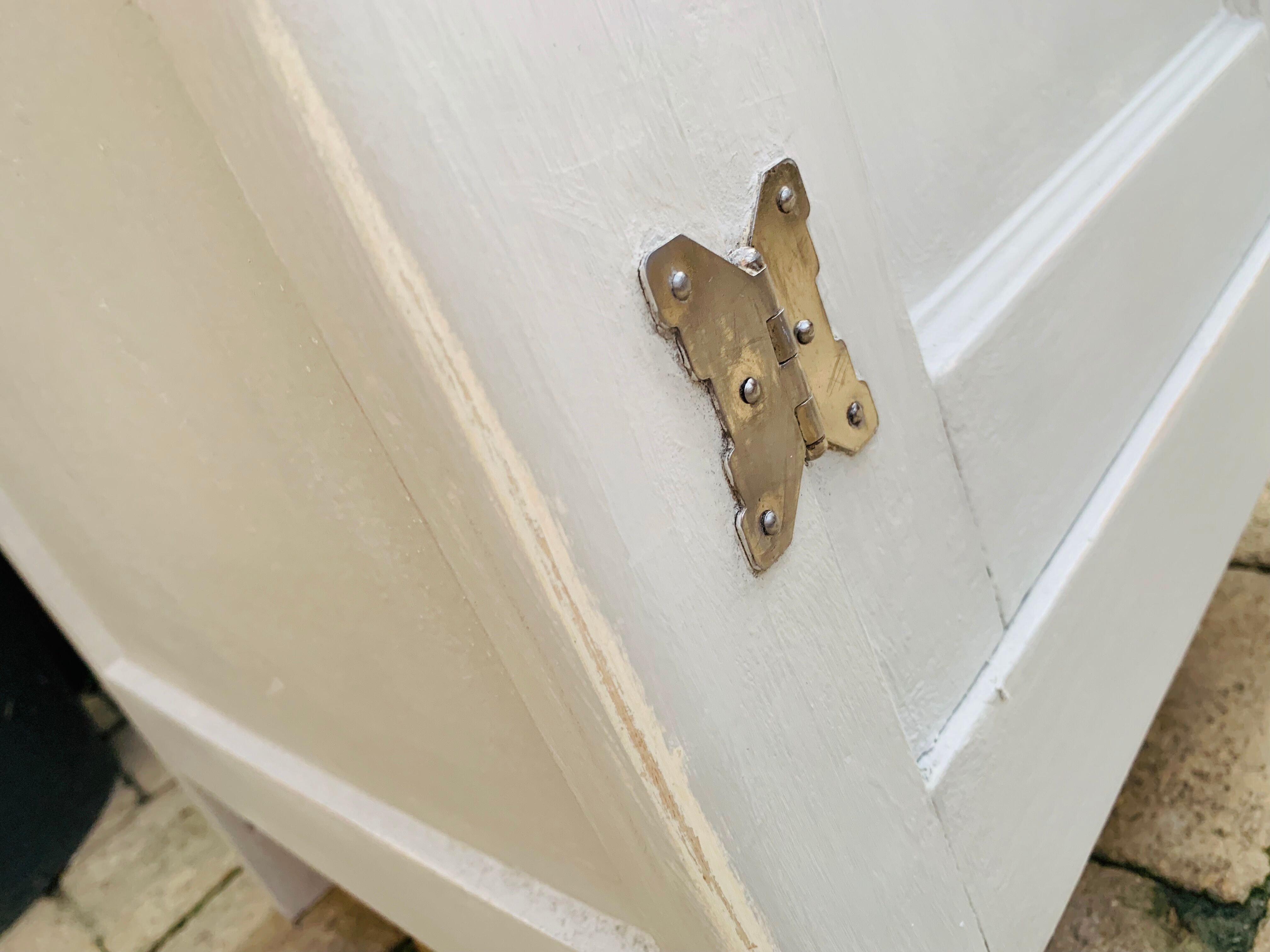Parisian hat cabinet