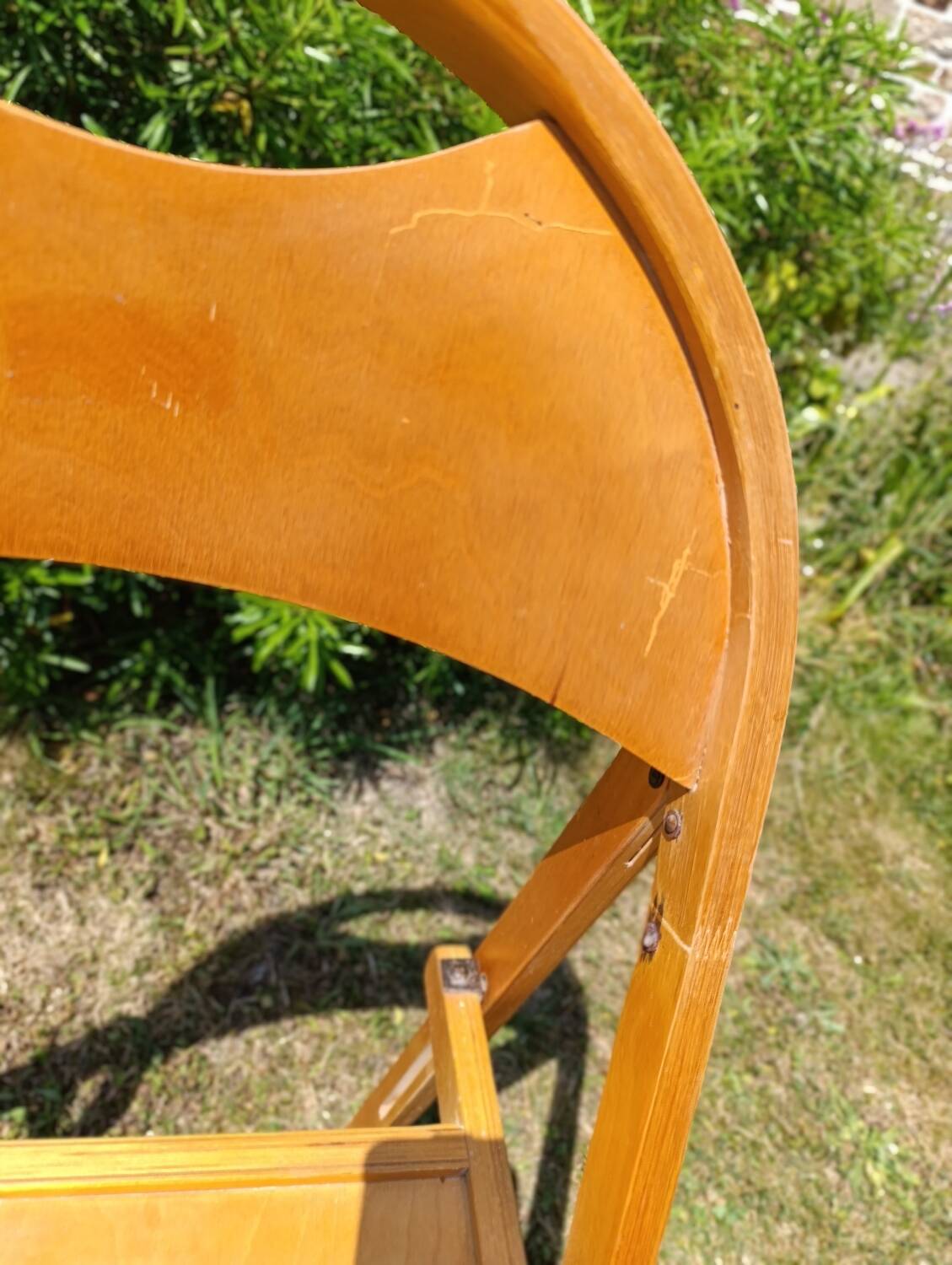 OTK folding wooden chair