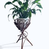 Tripod flower pot basket made of wicker, turned in the 1960s.