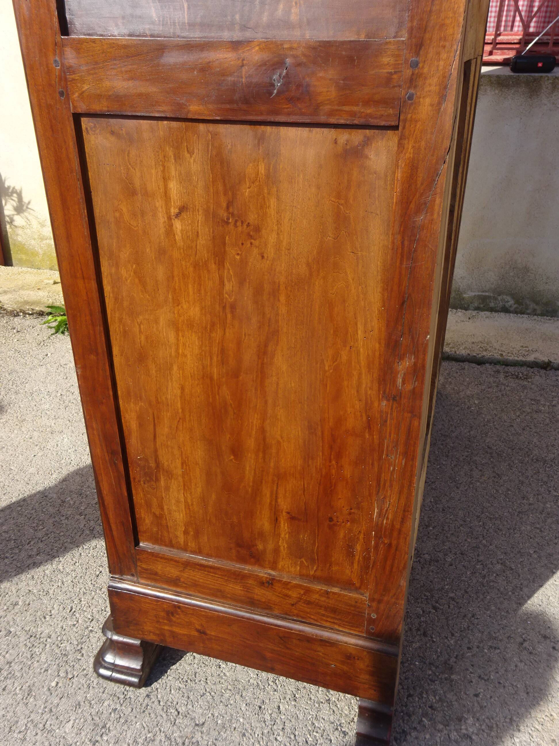 Very large Louis Philippe walnut wardrobe