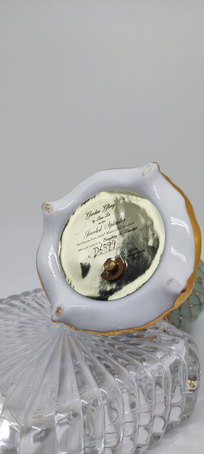 Lena Liu's music box