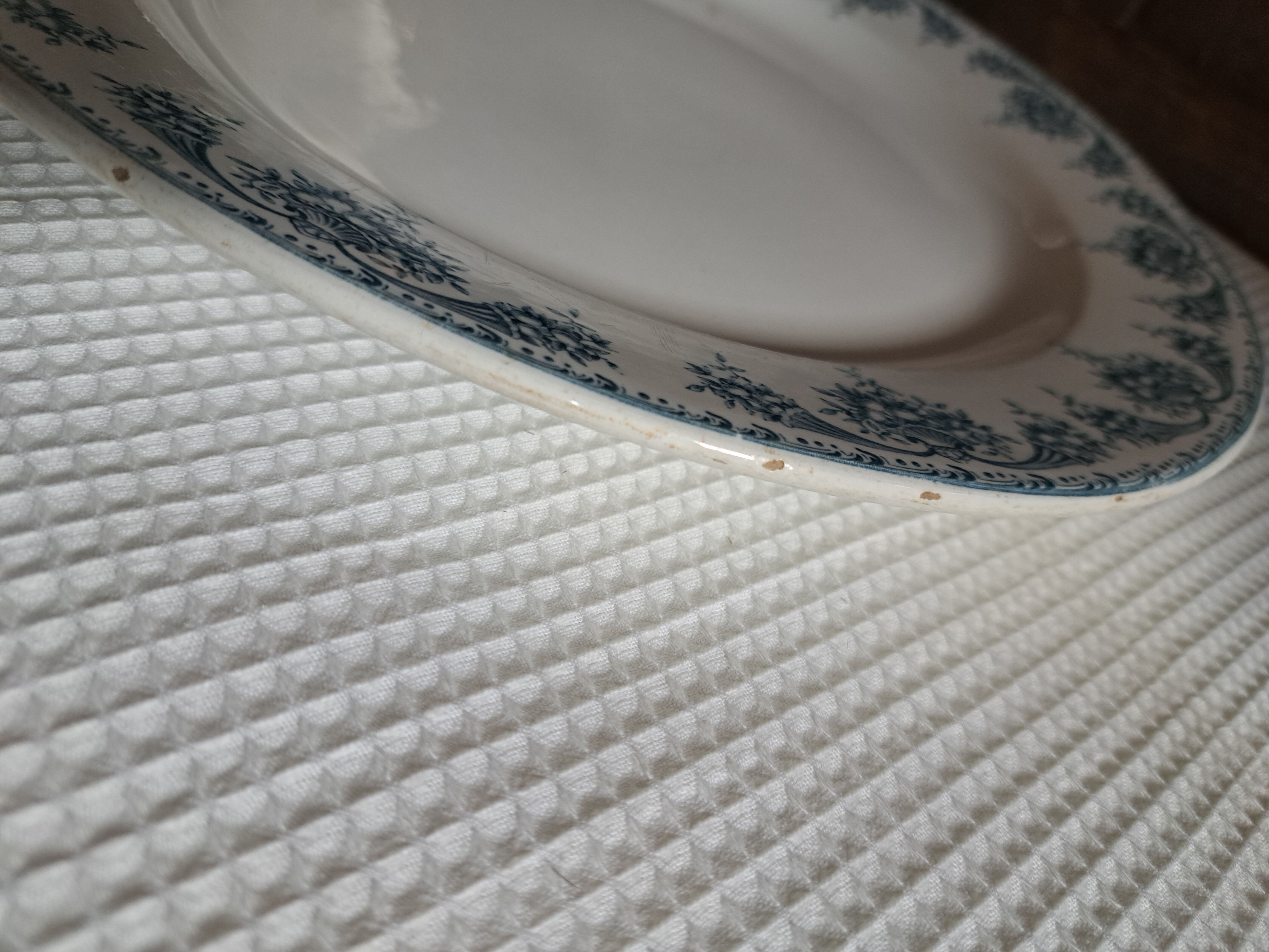 Round dish BFK Boch Frères Keramis decoration "fruit"