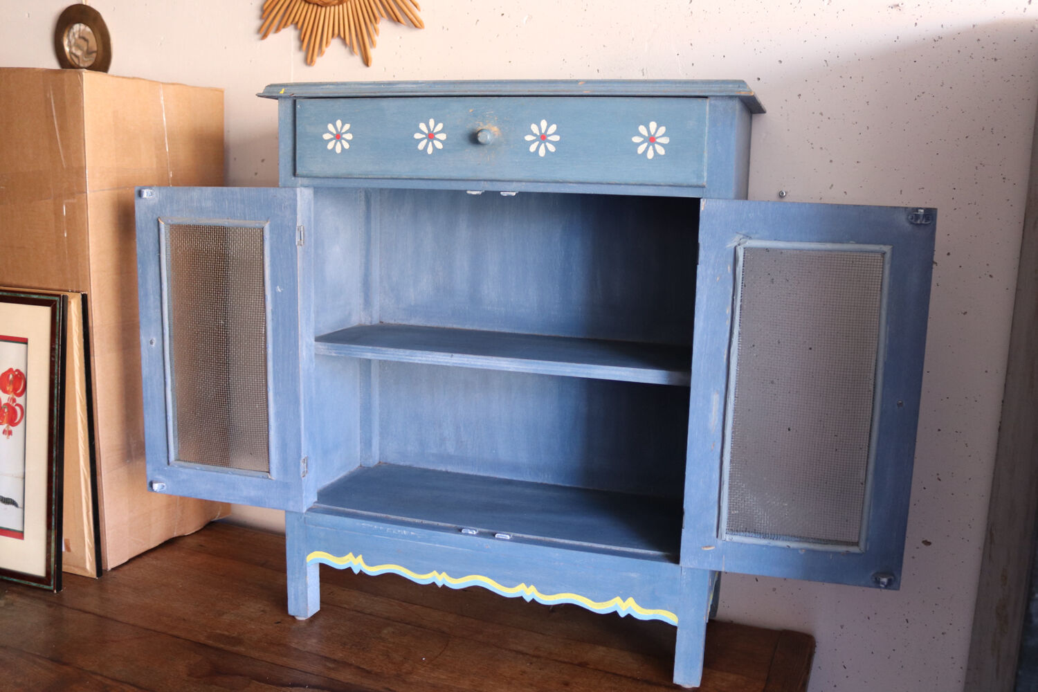 Small painted blue folk furniture – country spirit