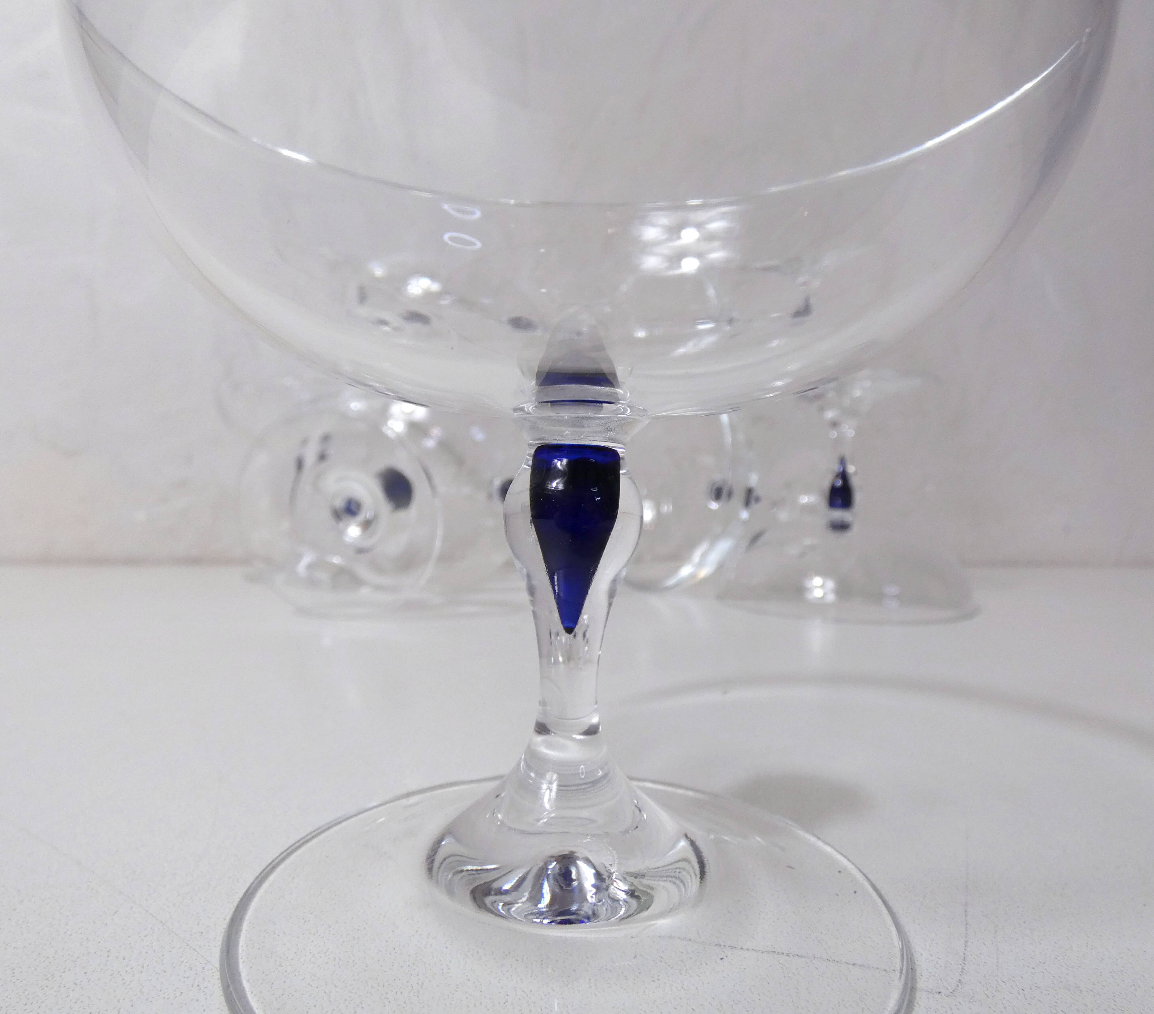 6 champagne glasses in Arques crystal Venice sapphire