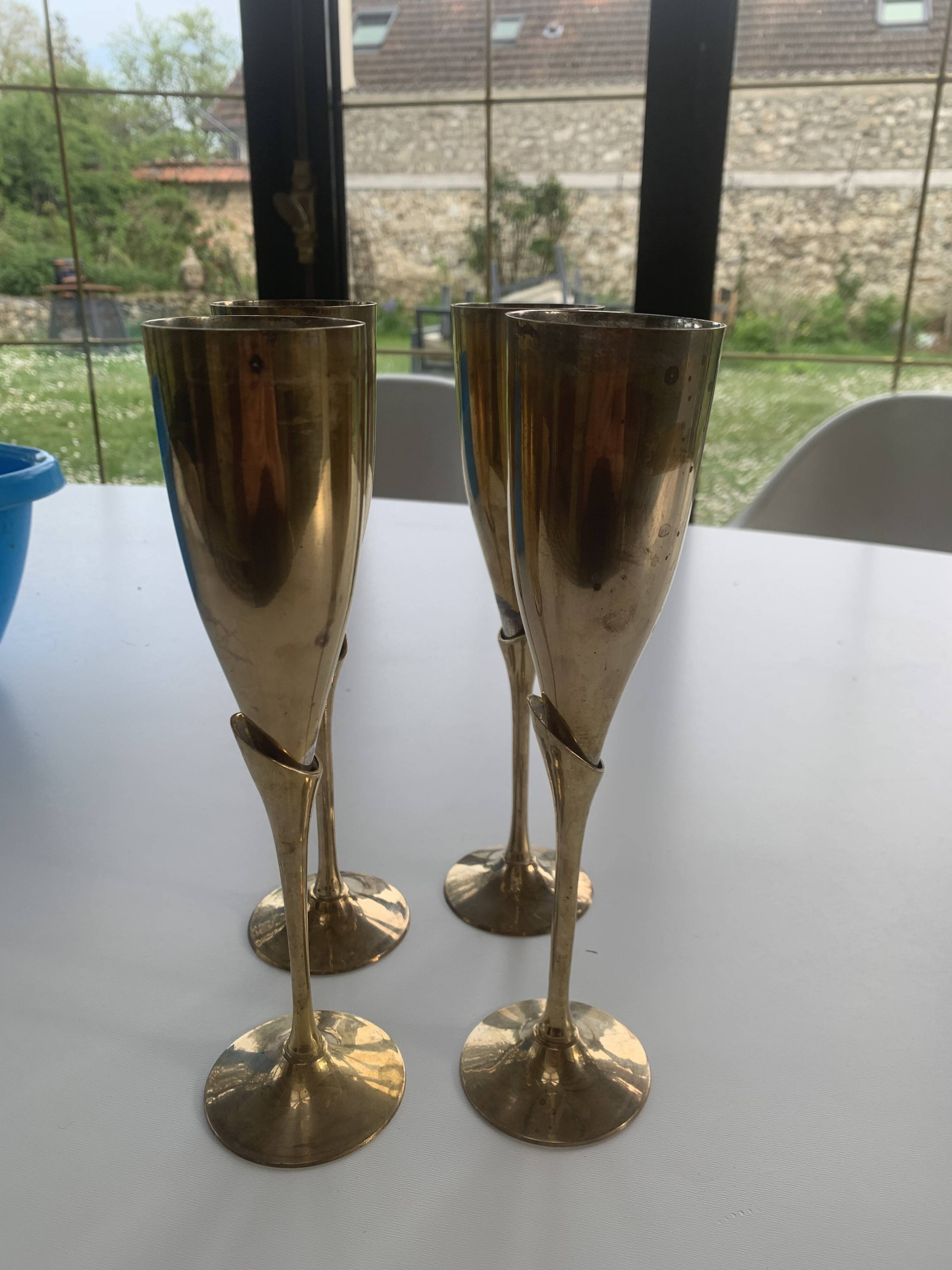 Set of 4 gold metal flutes, vintage 1970