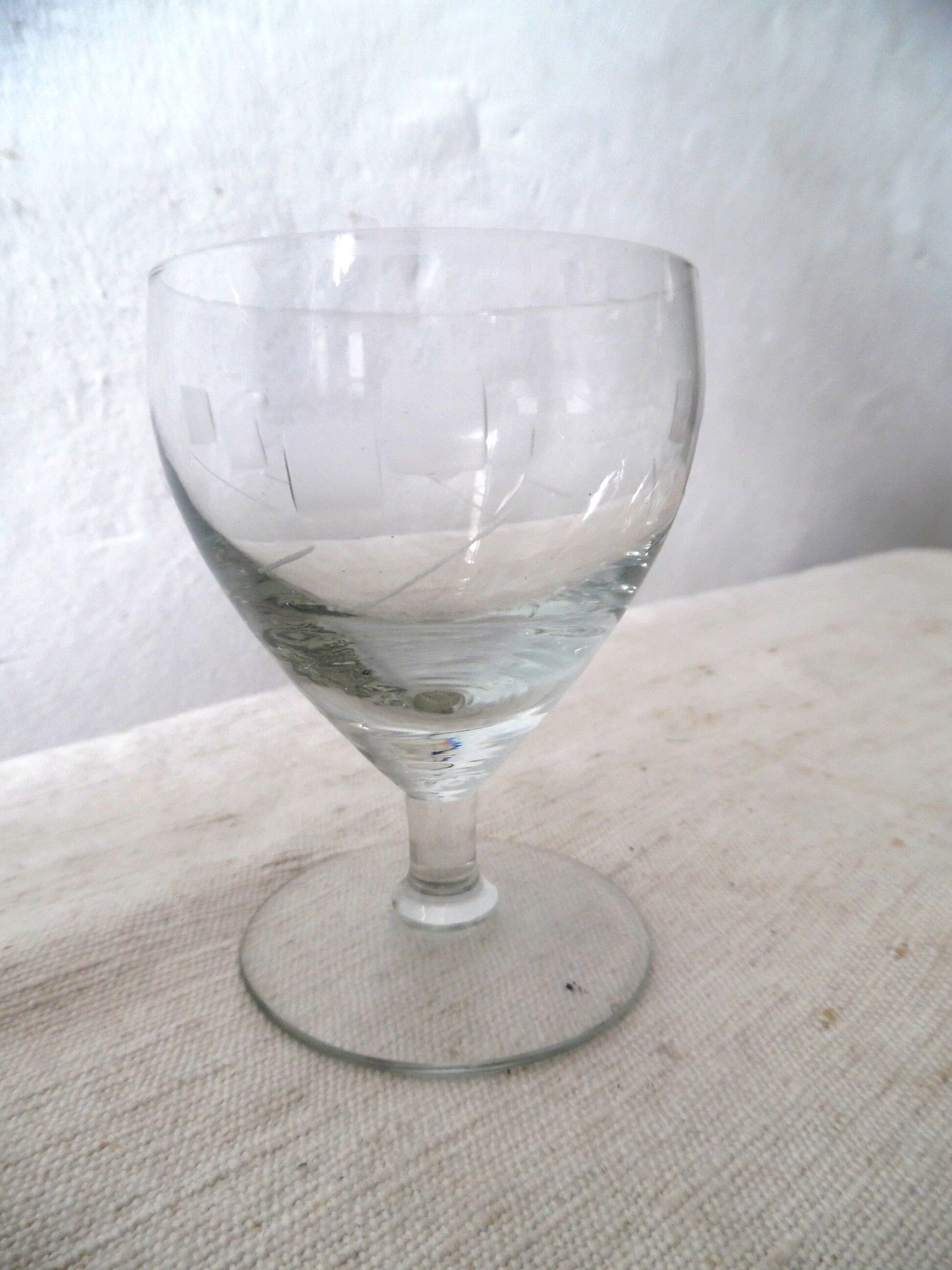 Former crystal glasses chiseled