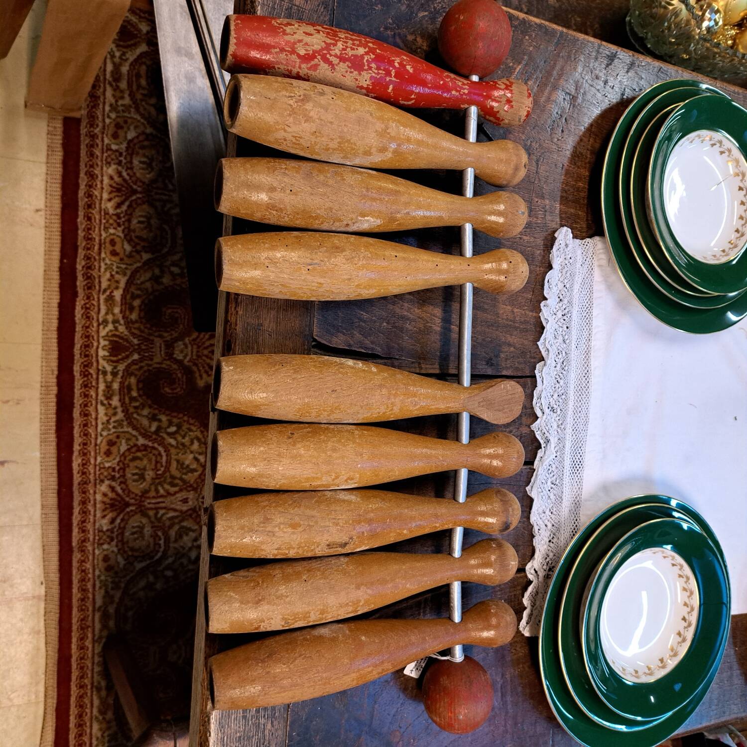 Vintage bowling game