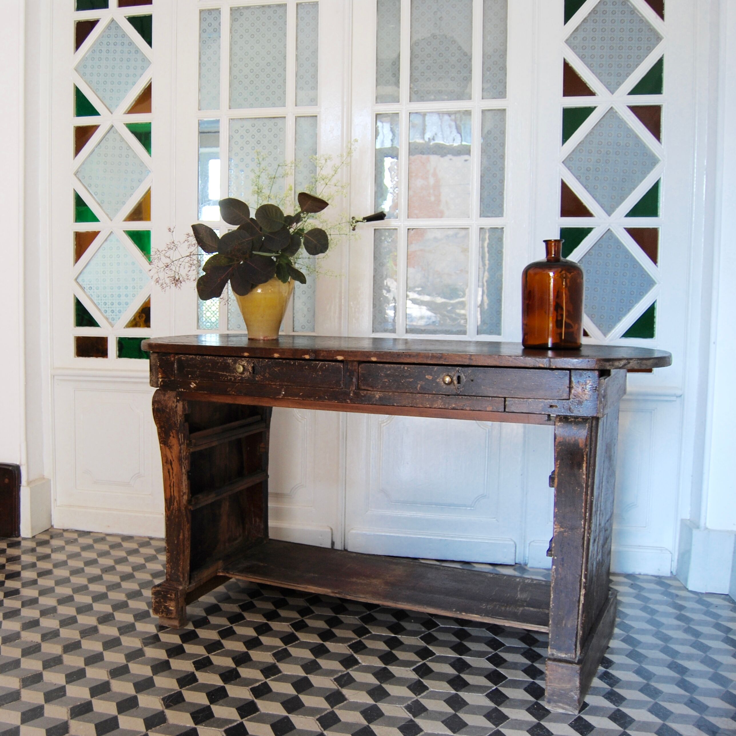 Trade furniture countertop jeweler