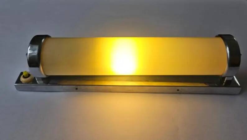 Rare Chrome design Bauhaus, Art Deco, Functionalism Wall Lamp, 1930s