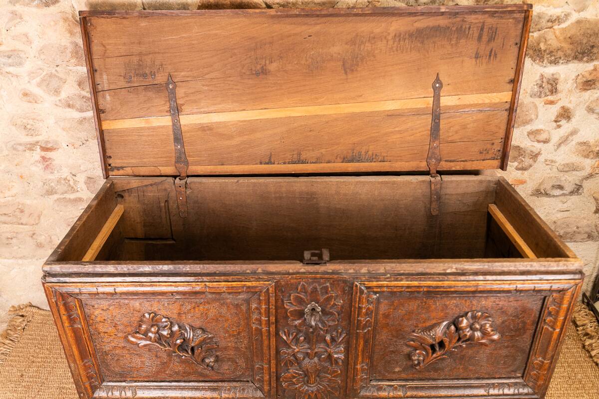 Antique Carved Solid Oak Chest – 2nd Half of the 18th Century