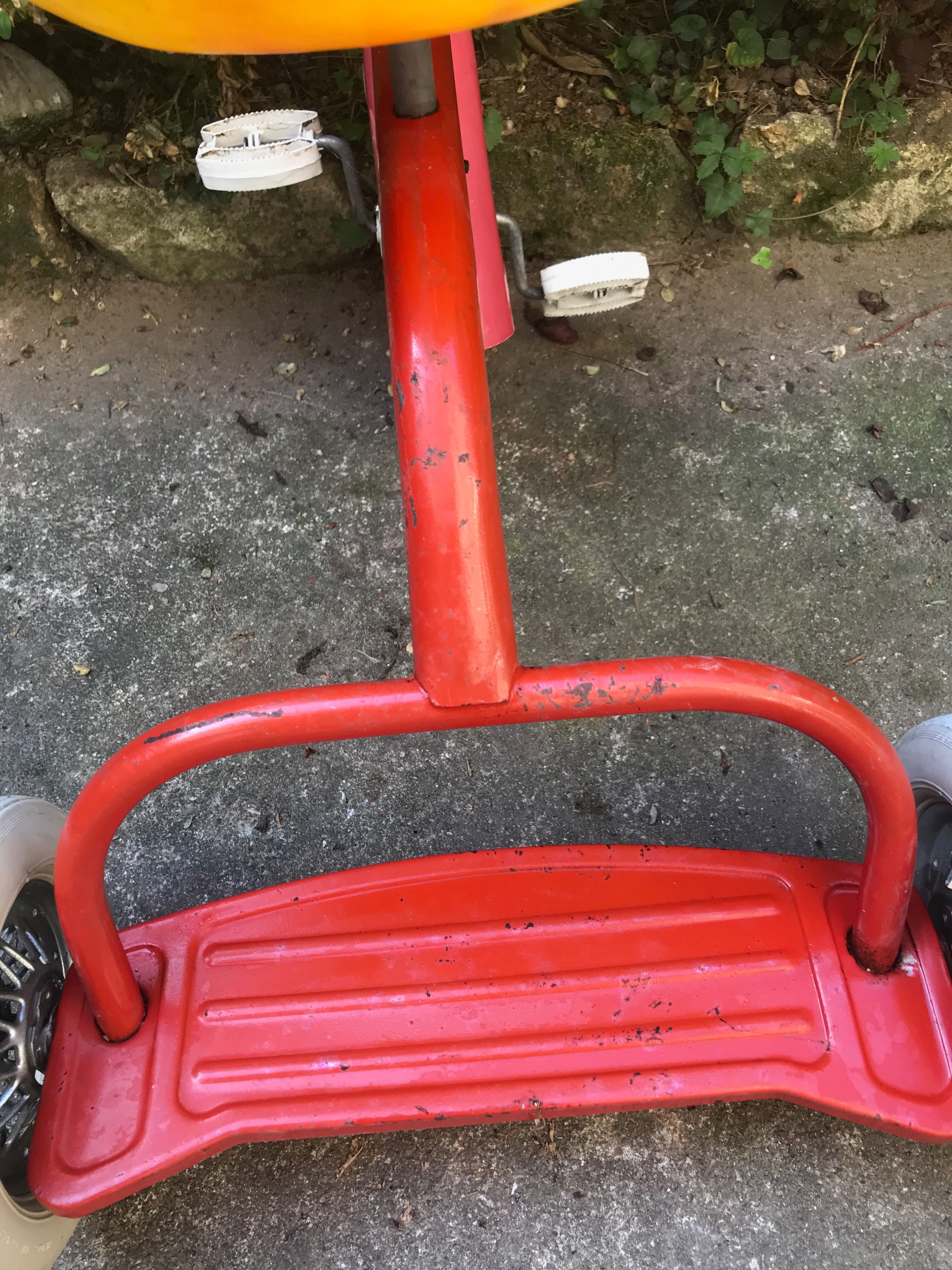 Trycycle vintage child