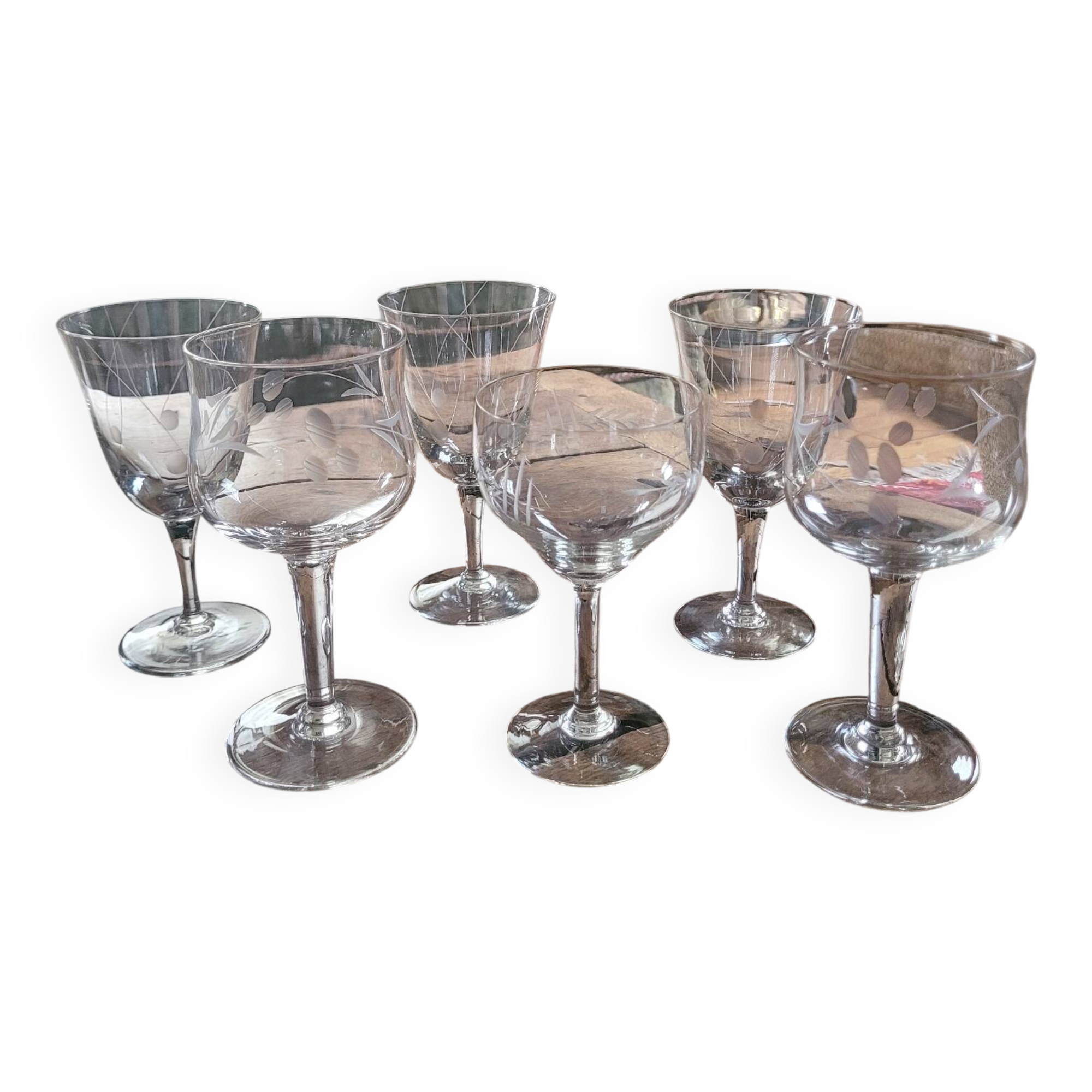 Set of 6 antique chiseled glasses – mismatched & original