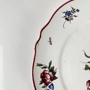 Plat à gateau peint à la main motif rose, vers 1960/70