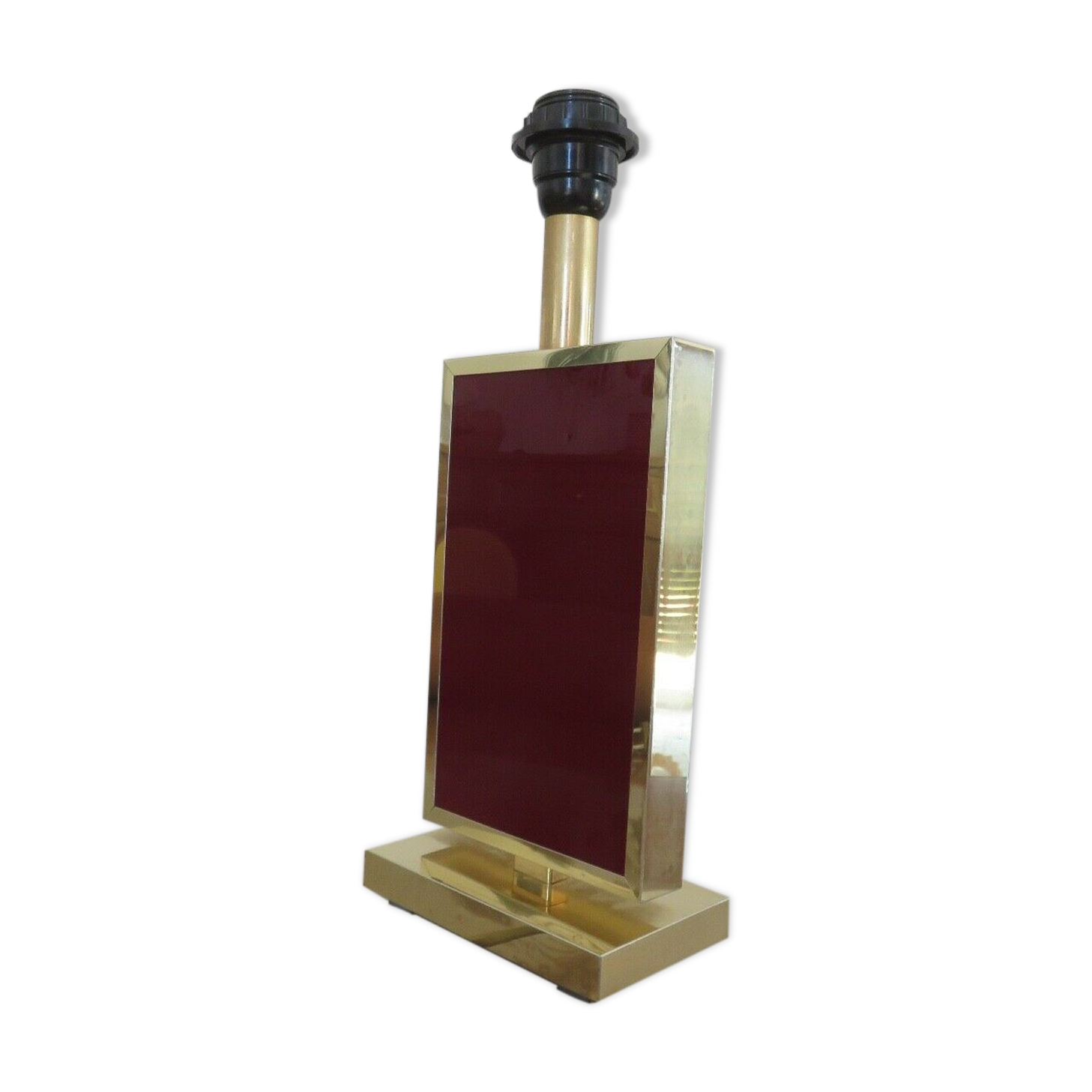 Lampe en laiton et plexiglas bordeaux années 70
