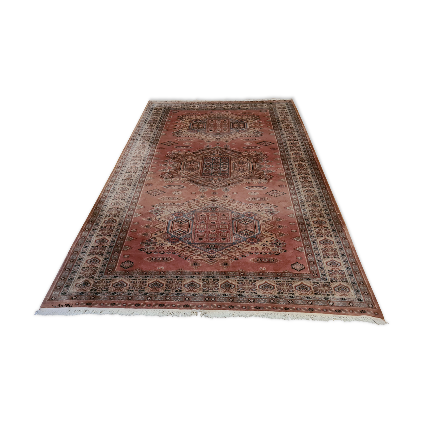 Handmade pink oriental carpet