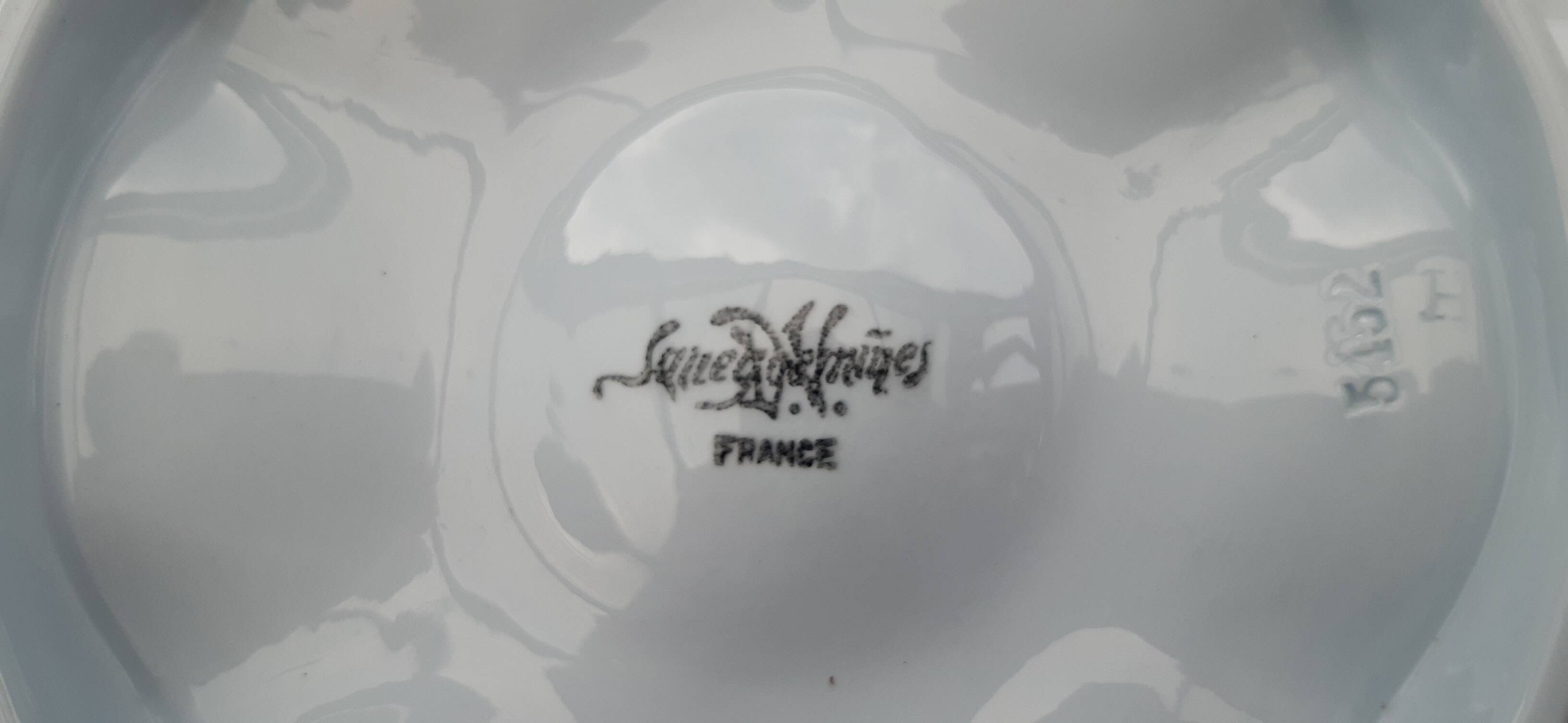 Set of 4 Sarreguemines art deco seafood plates