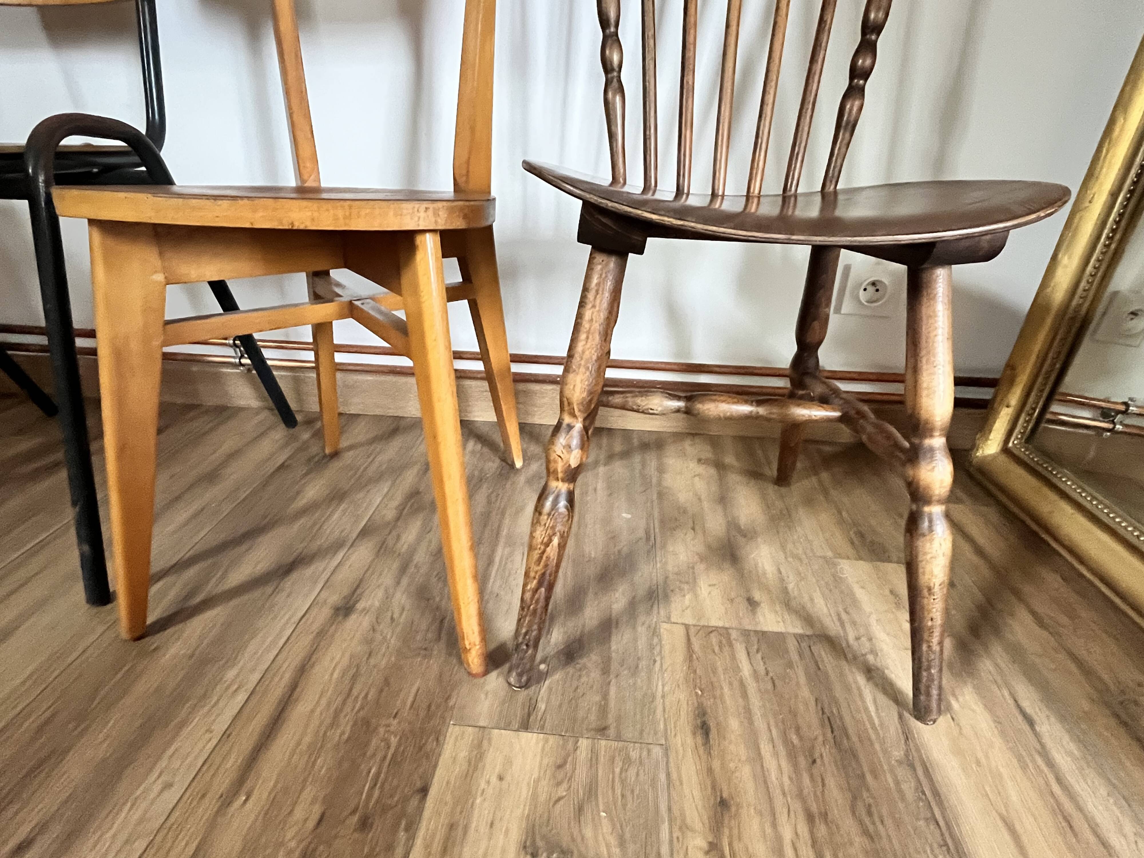 Set of 4 mismatched chairs