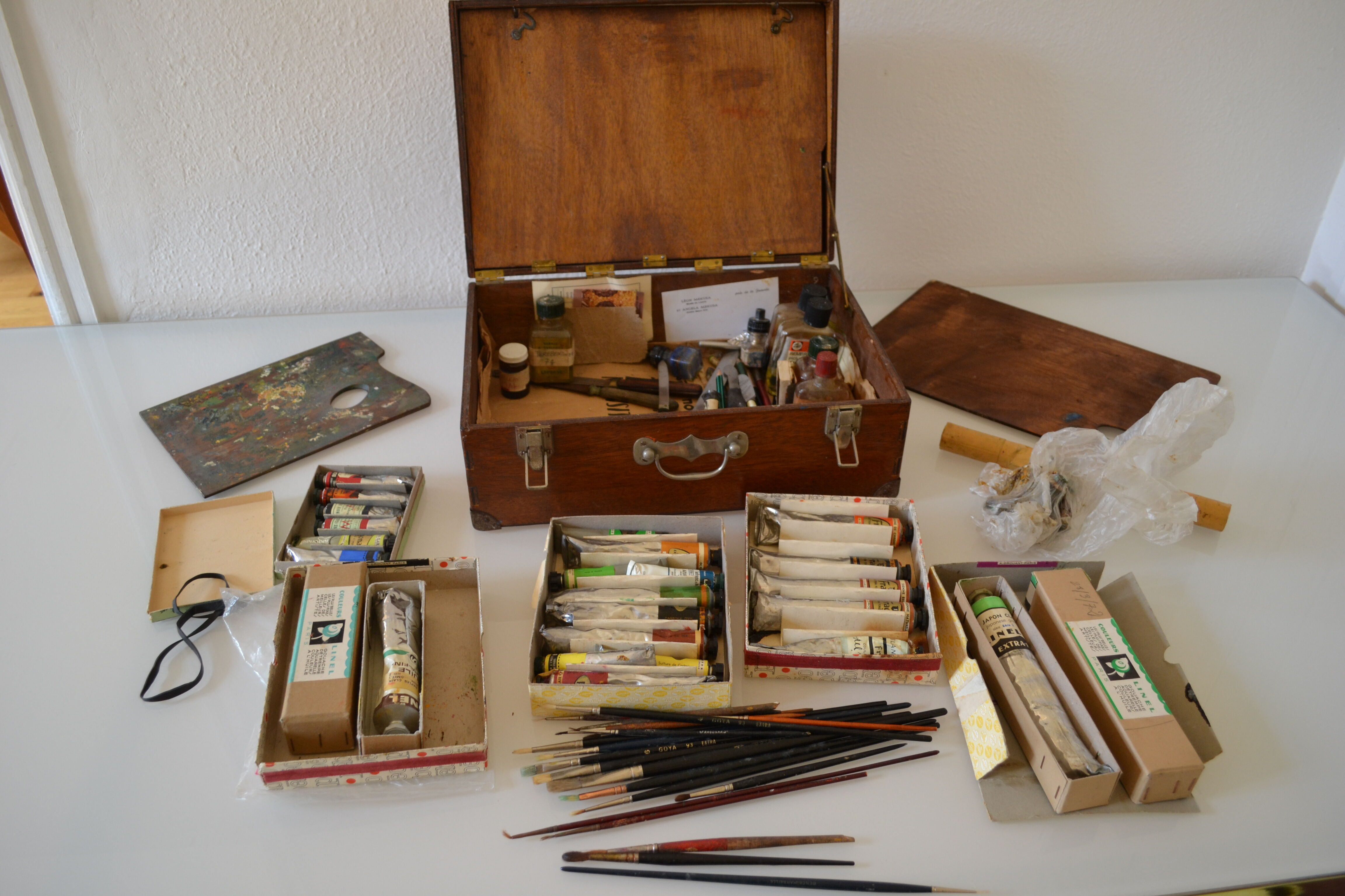 Old painter's case