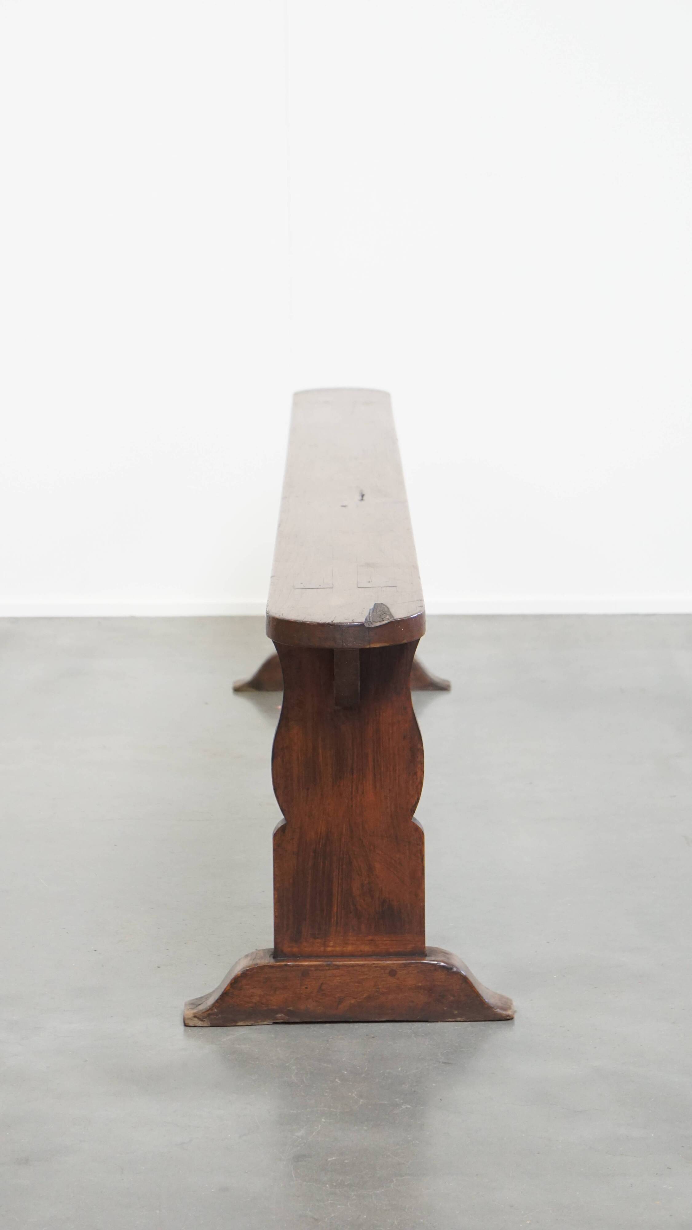 Banc antique en bois