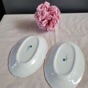 Soup tureen, sauce boat and serving dishes