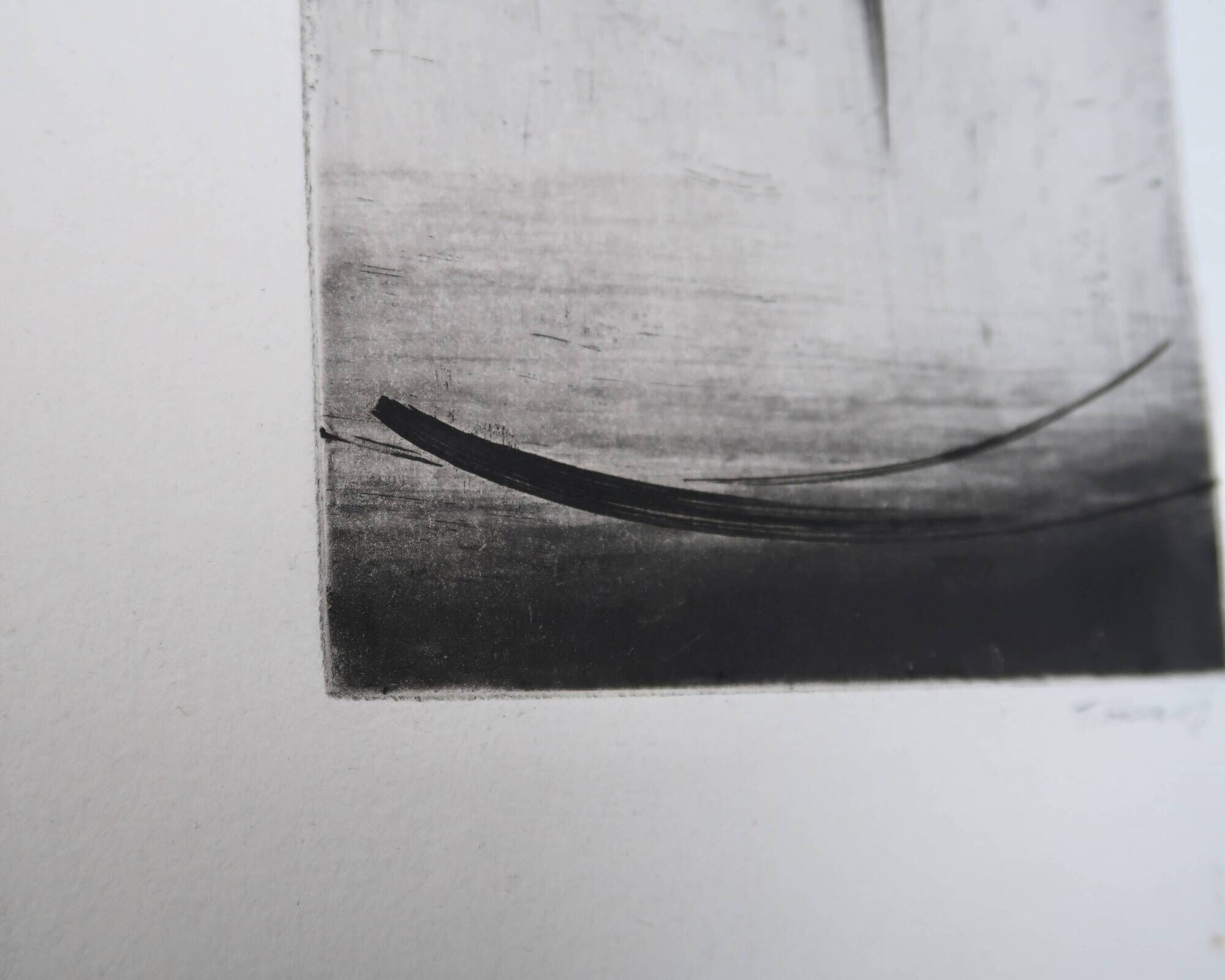 Gravure abstraite minimaliste en noir et blanc de Terry Haass, années 60