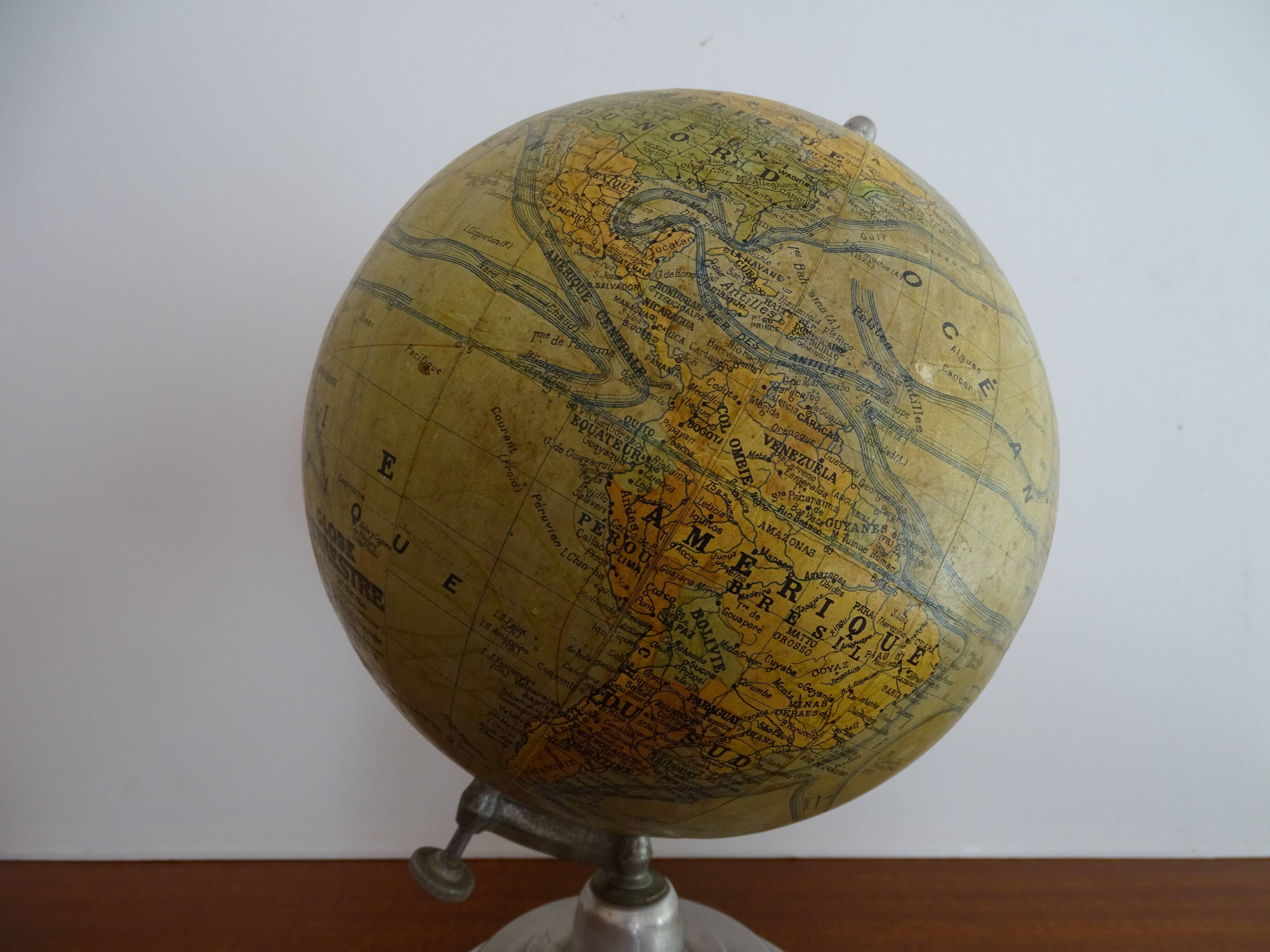 Terrestrial globe boiled cardboard J.Forest Girard Barrère & Thomas Ø 19.5 aluminum base