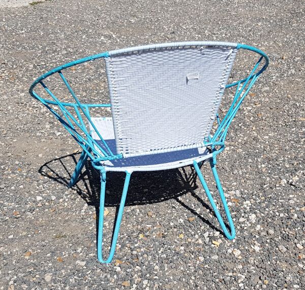 fauteuil vintage type scoubidou en métal turquoise