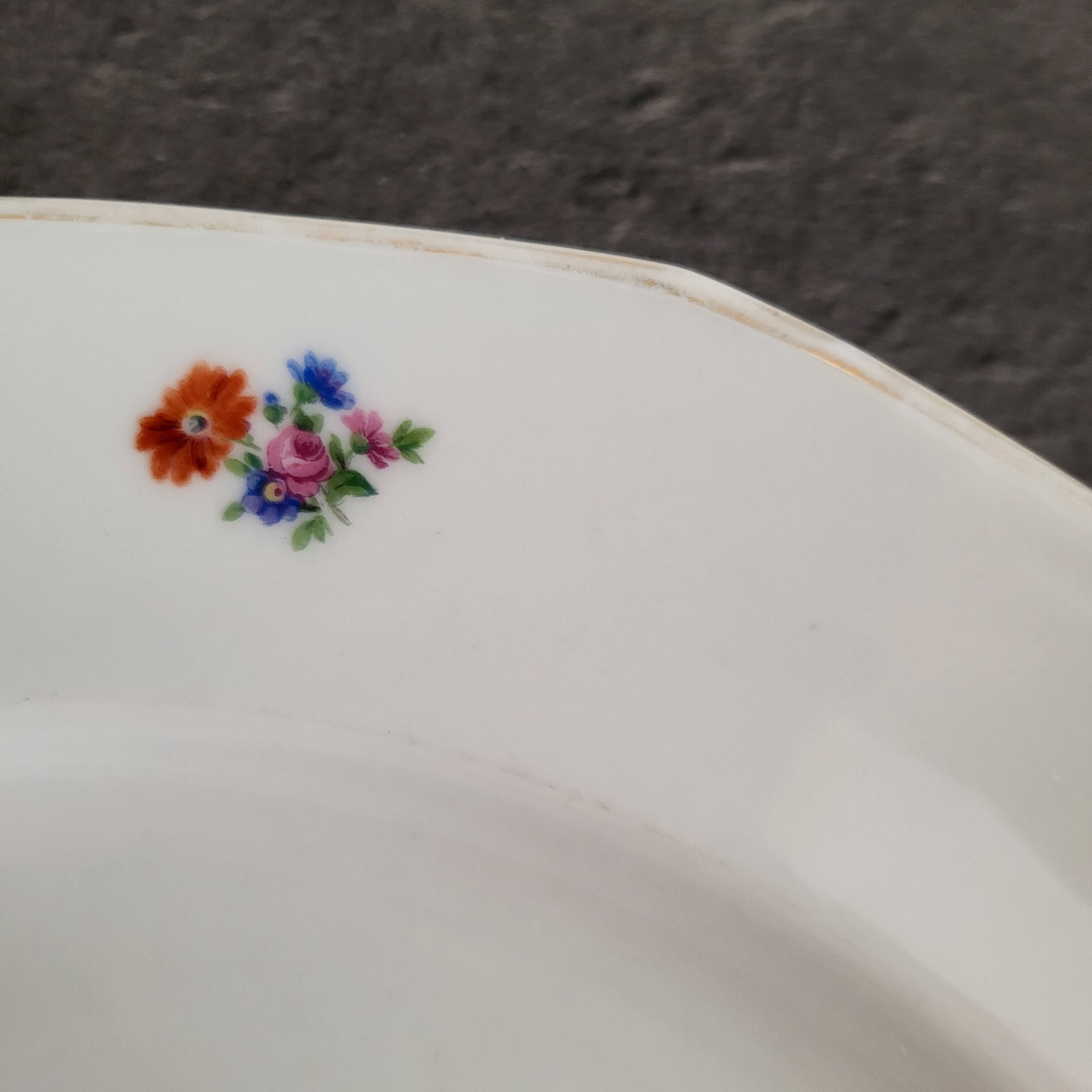 Vintage CH-R floral porcelain plate/dish in excellent condition