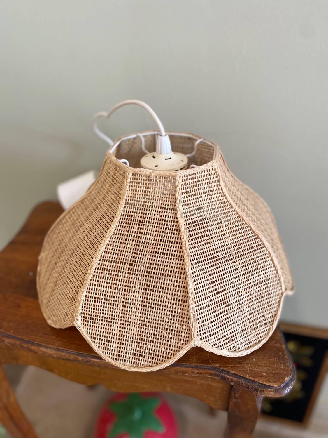 Vintage tulip pendant light