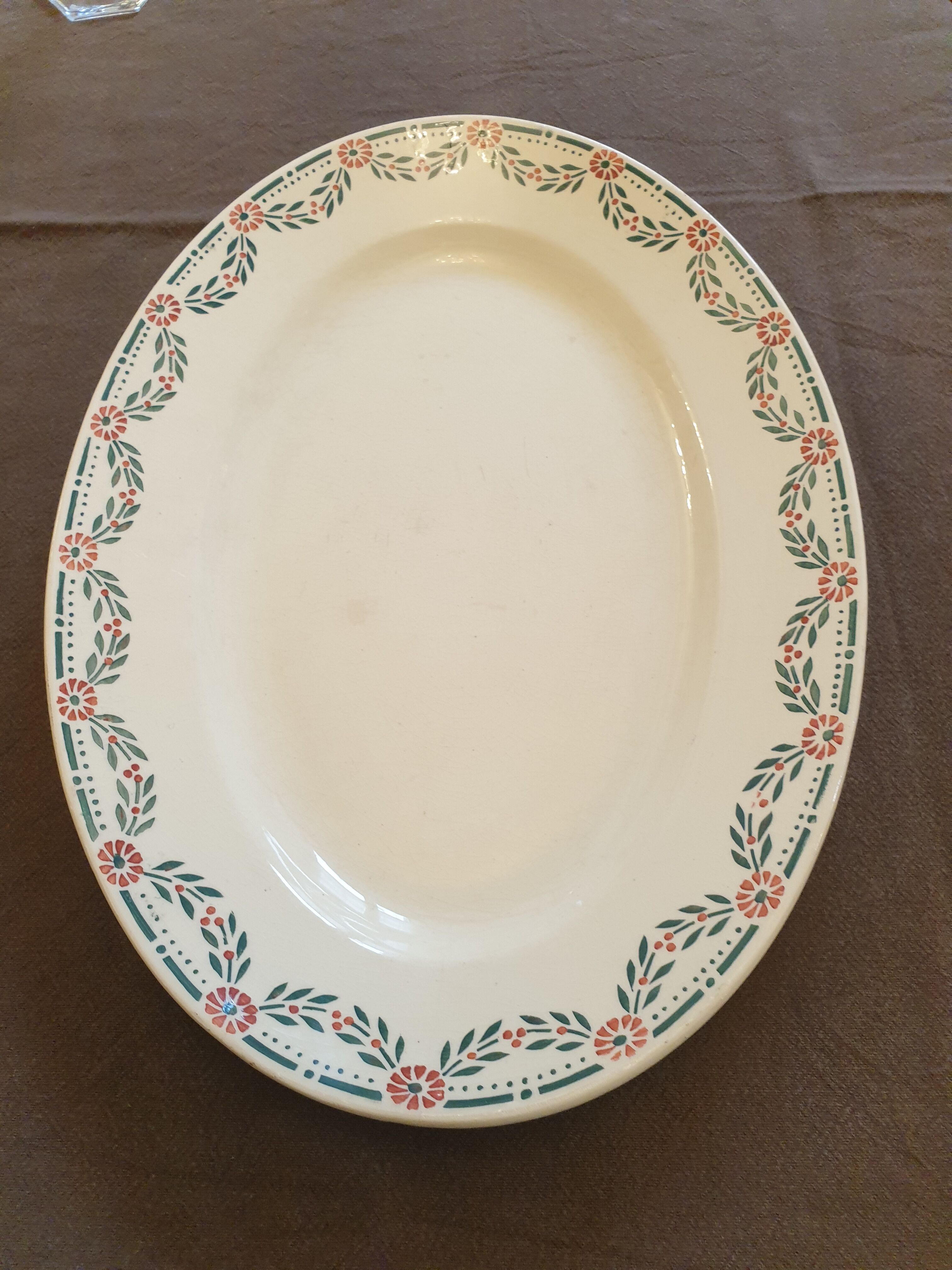 Terre de Fer oval serving dish