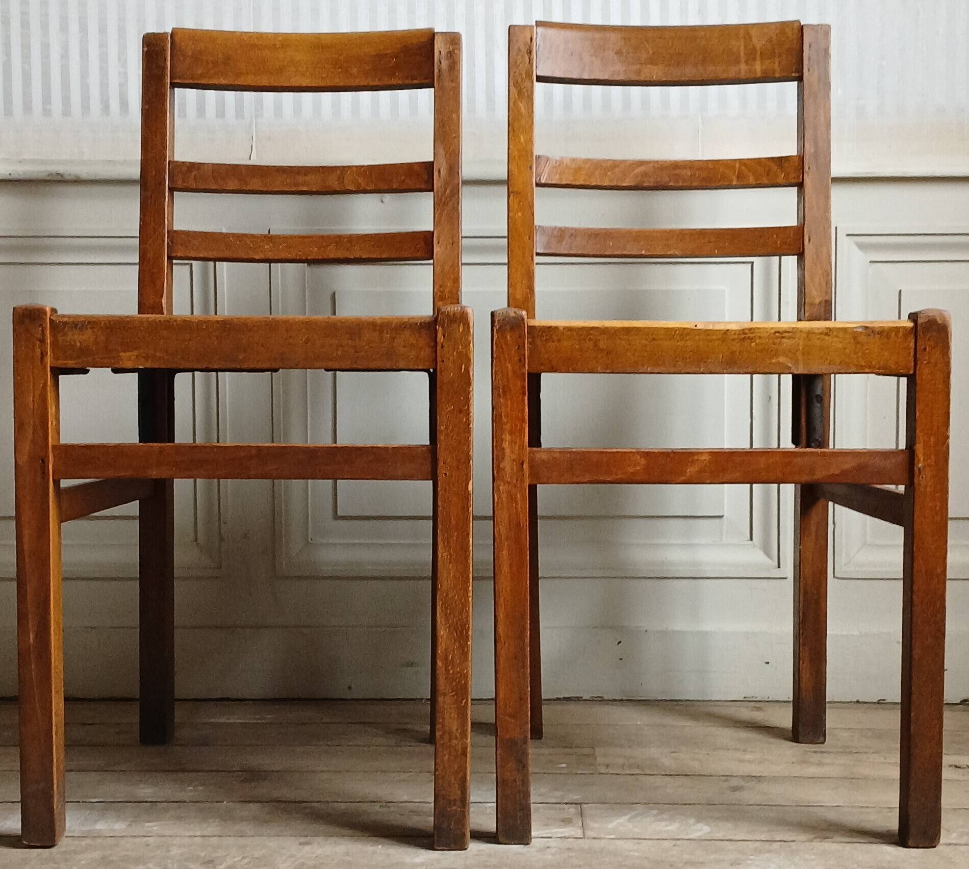 2 chaises bistrot reconstruction "Gabriel" 1945