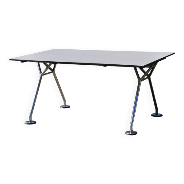 Table , bureau , norman foster