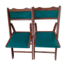2 chaises pliantes en bois et skai vert, années 60