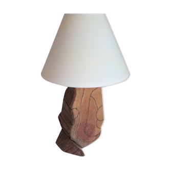 Lampe en cèdre