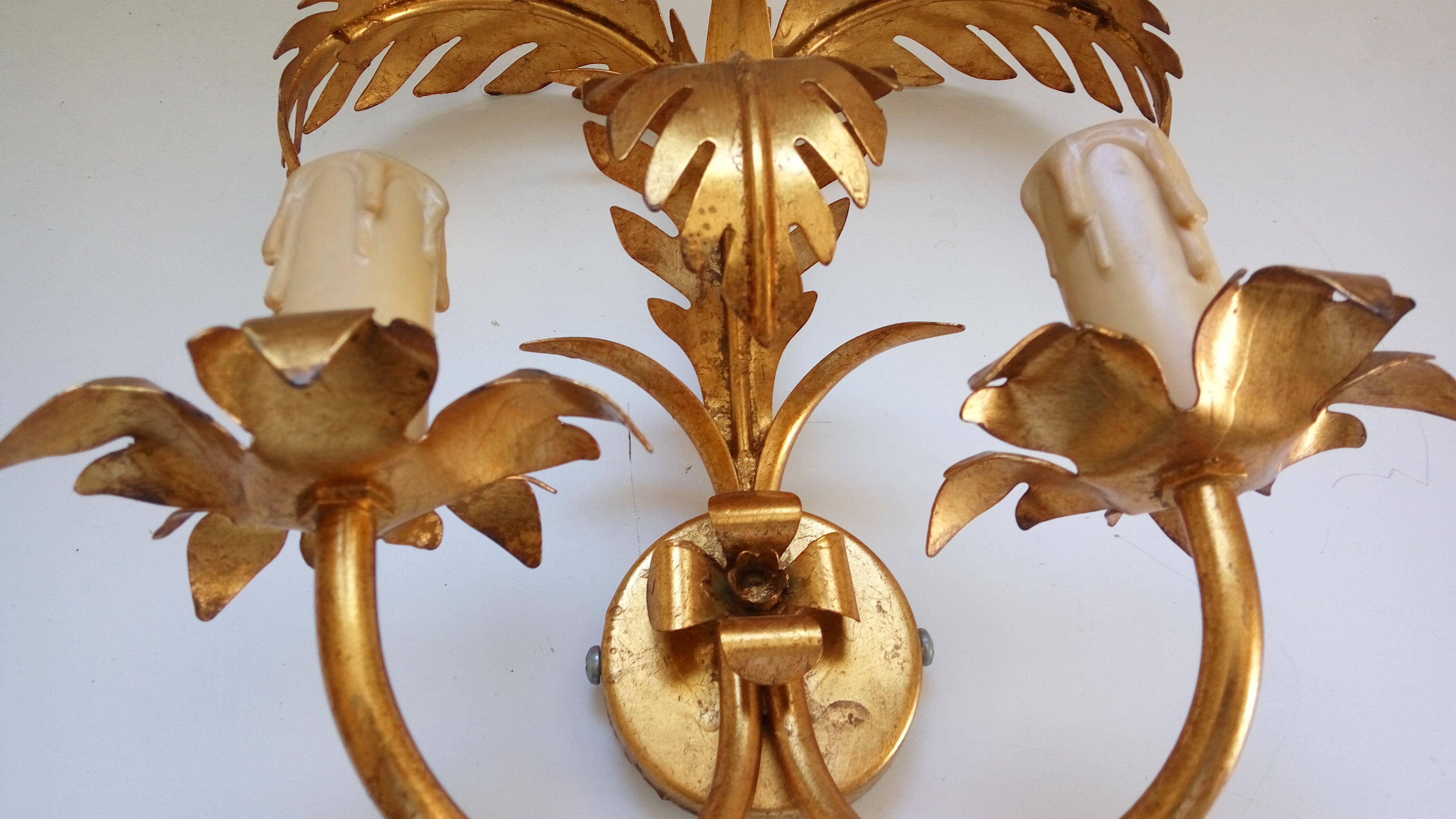 Vintage palm wall lamp