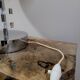 Lampe moderniste en plexiglas et chrome XXe