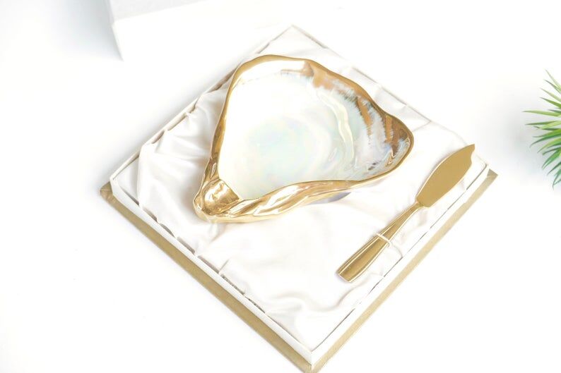 Ceramic "oyster" butter, 1960s