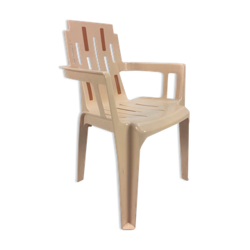 Boston by Pierre Paulin garden chair