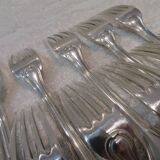 12 silver plated dessert forks, goldsmith Frionnet shell 18.3cm