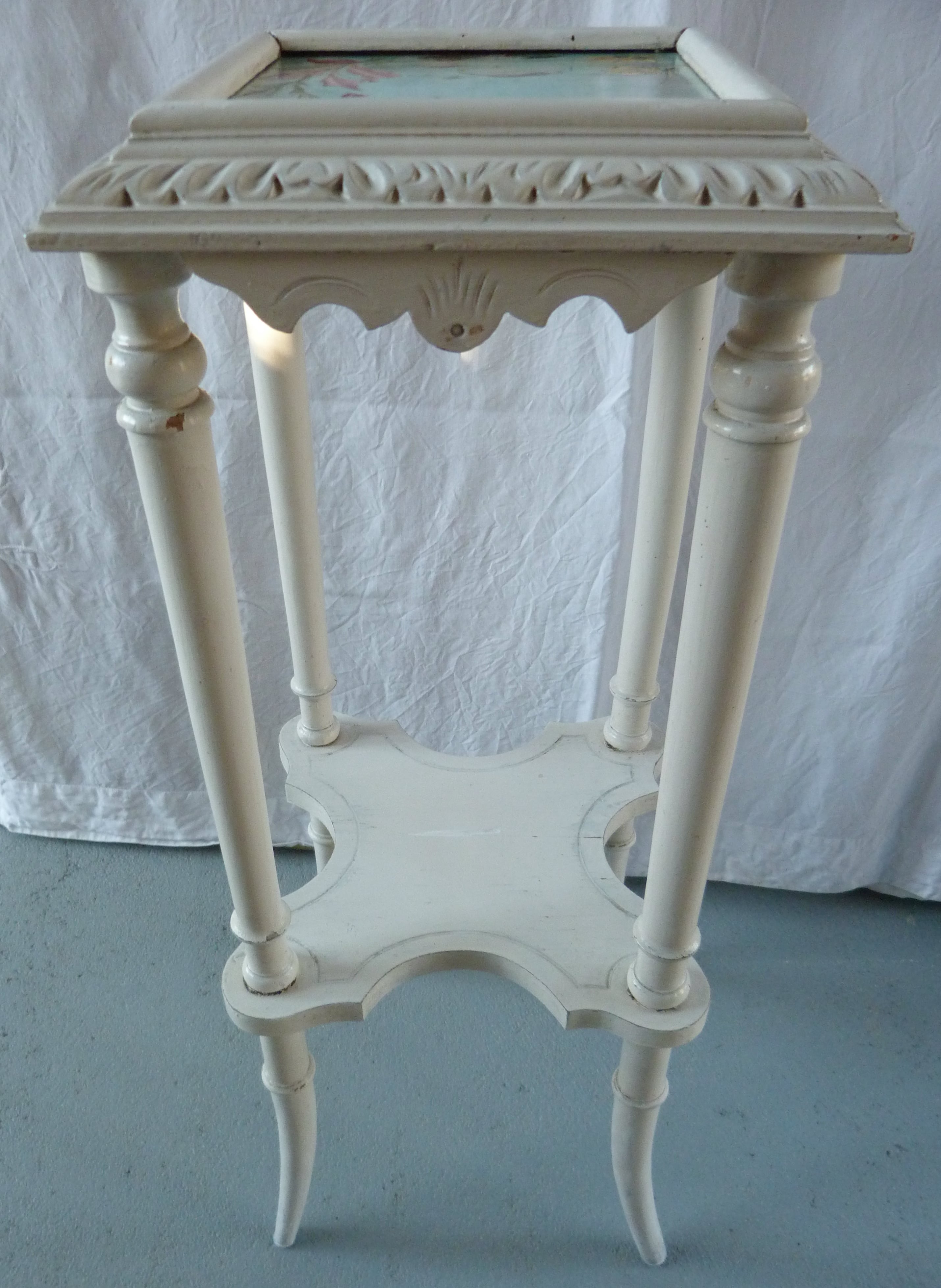 Sellette Art Nouveau style