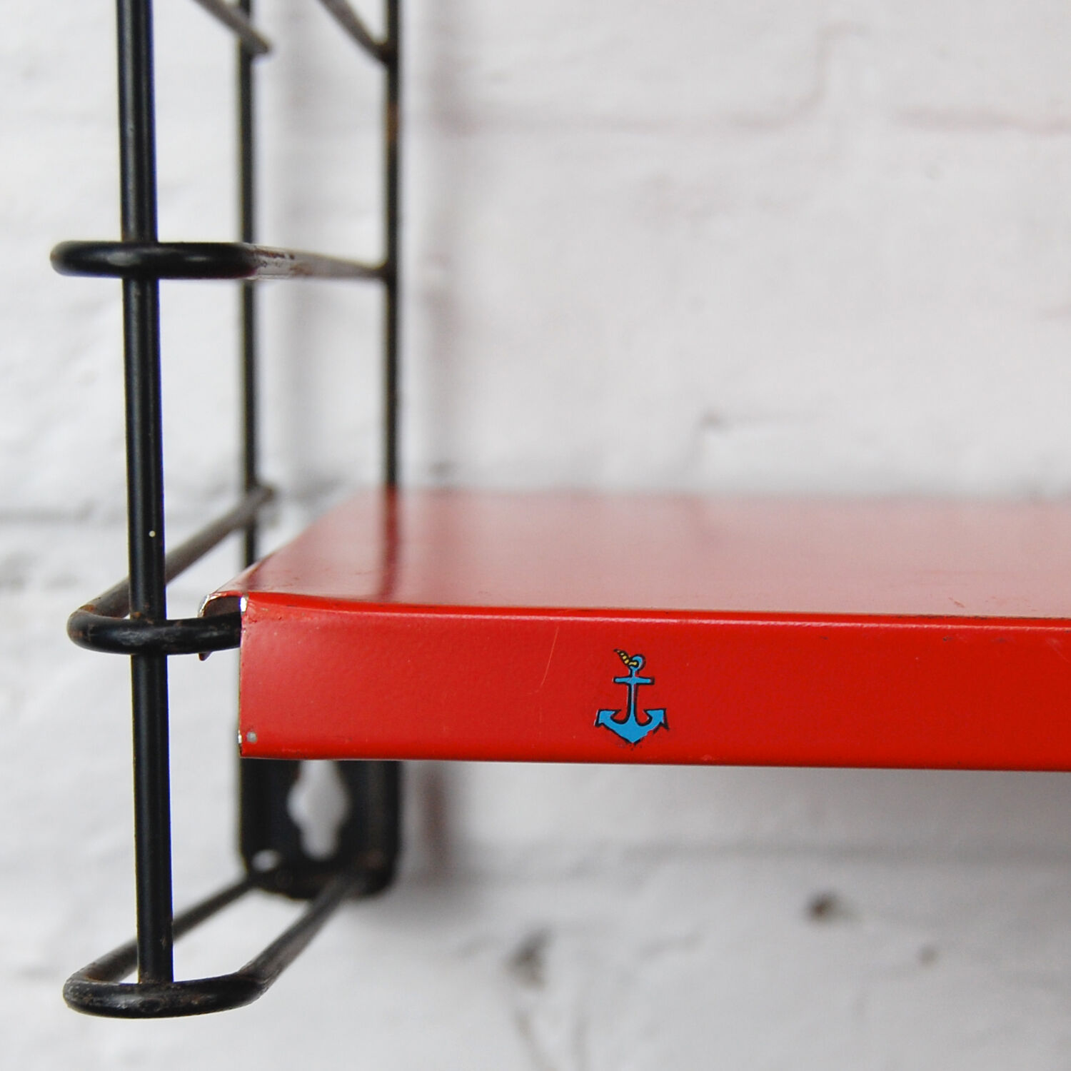 Vintage shelf Tomado 1960