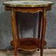 Display table - Louis XV style side table, finely crafted in mahogany.